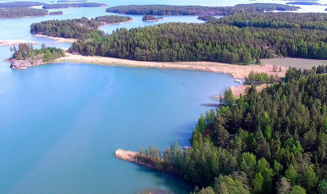 Vila Tamminiemen Lomamoekit Kustavi Exteriér fotografie